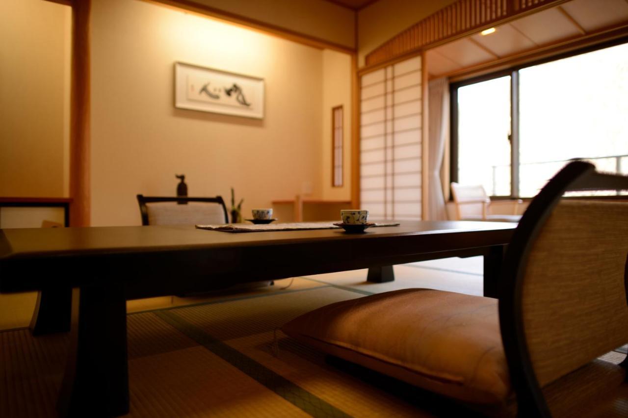 Iizaka Onsen Surikamitei Ohtori Hotel Fukushima  Ngoại thất bức ảnh